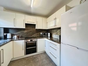 Kitchen- click for photo gallery